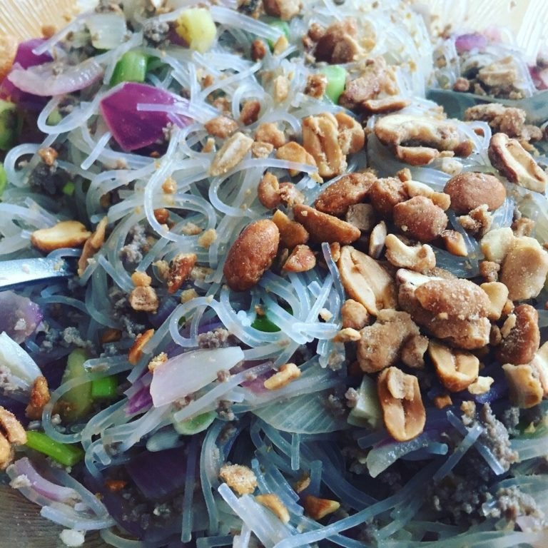 glasnudelsalat erdnuesse