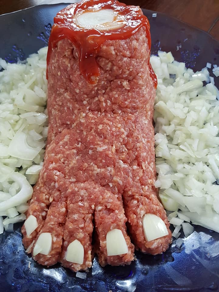 halloween mett fuss