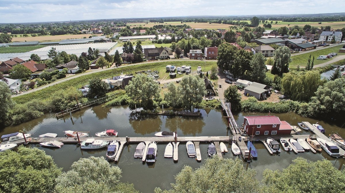 hausboot hafen