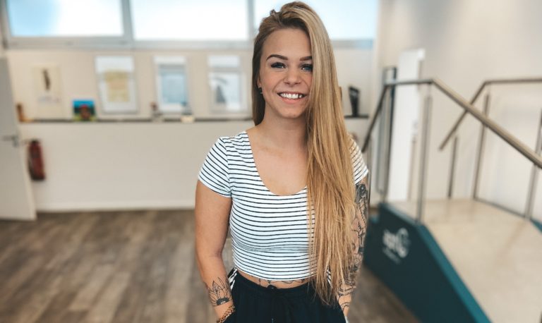 Angie4